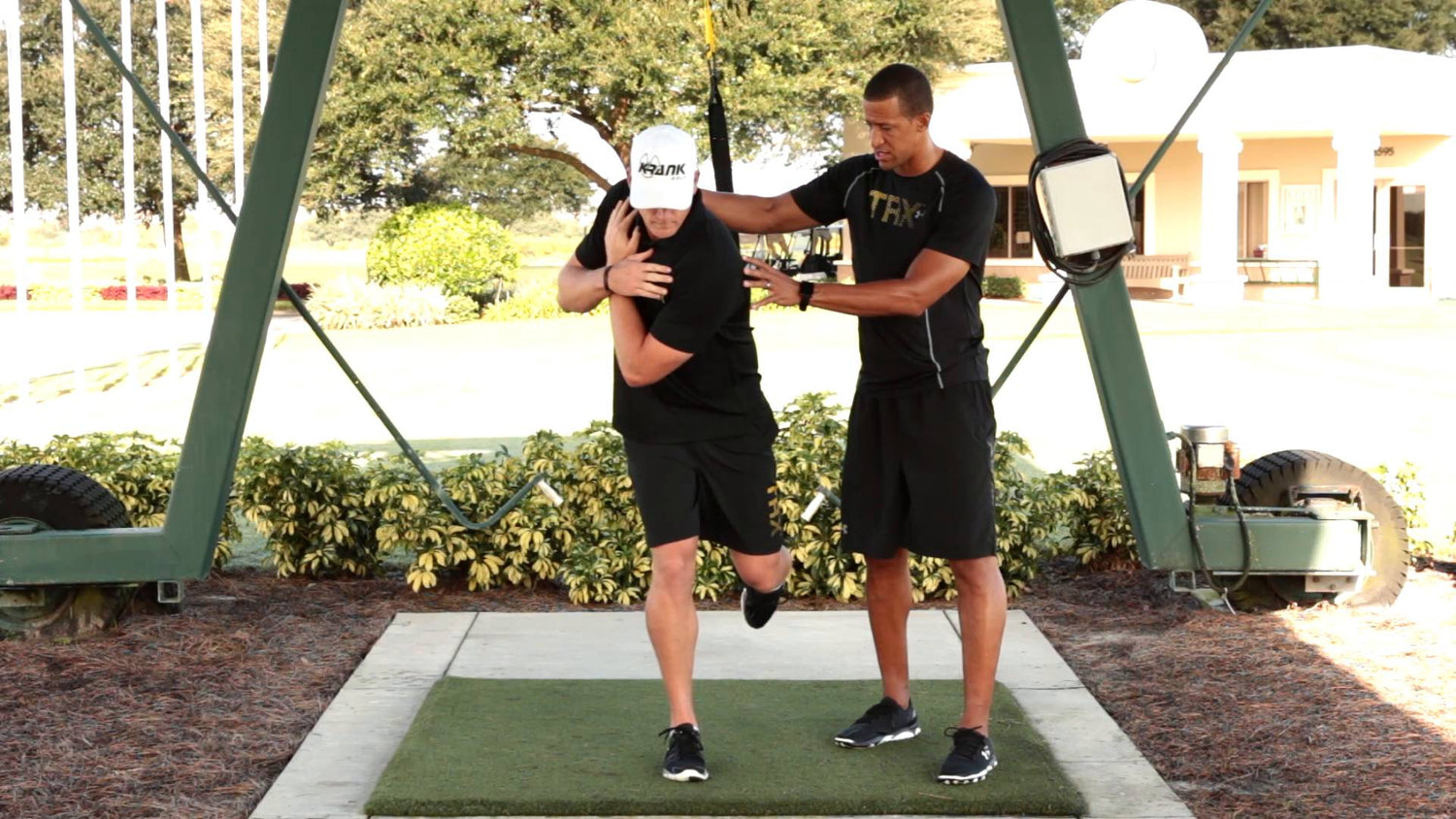 TRX for Golf: TRX Lunge With Twist