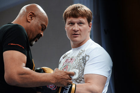 How Russian Boxers Ragosina and Povetkin use TRX